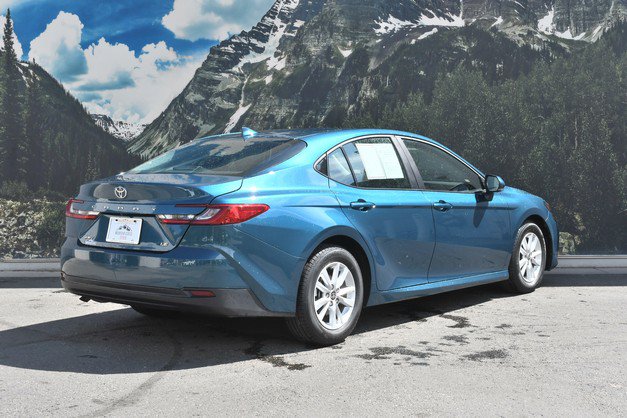 Certified 2025 Toyota Camry LE FWD image 3