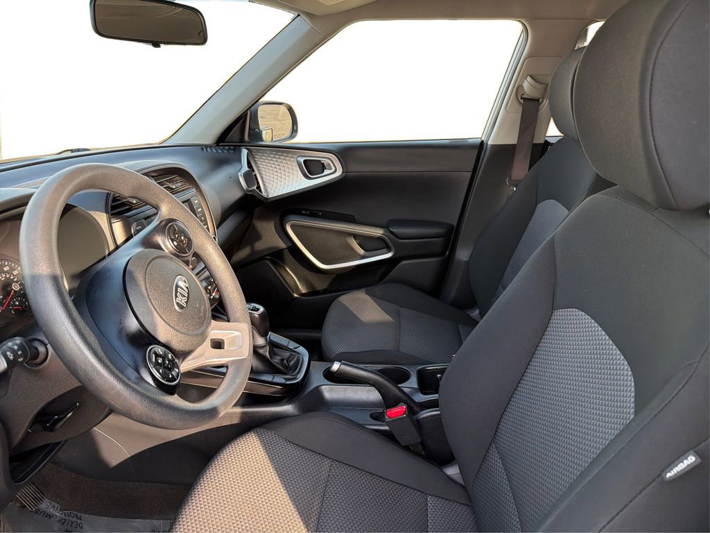 Used 2020 Kia Soul LX image 10