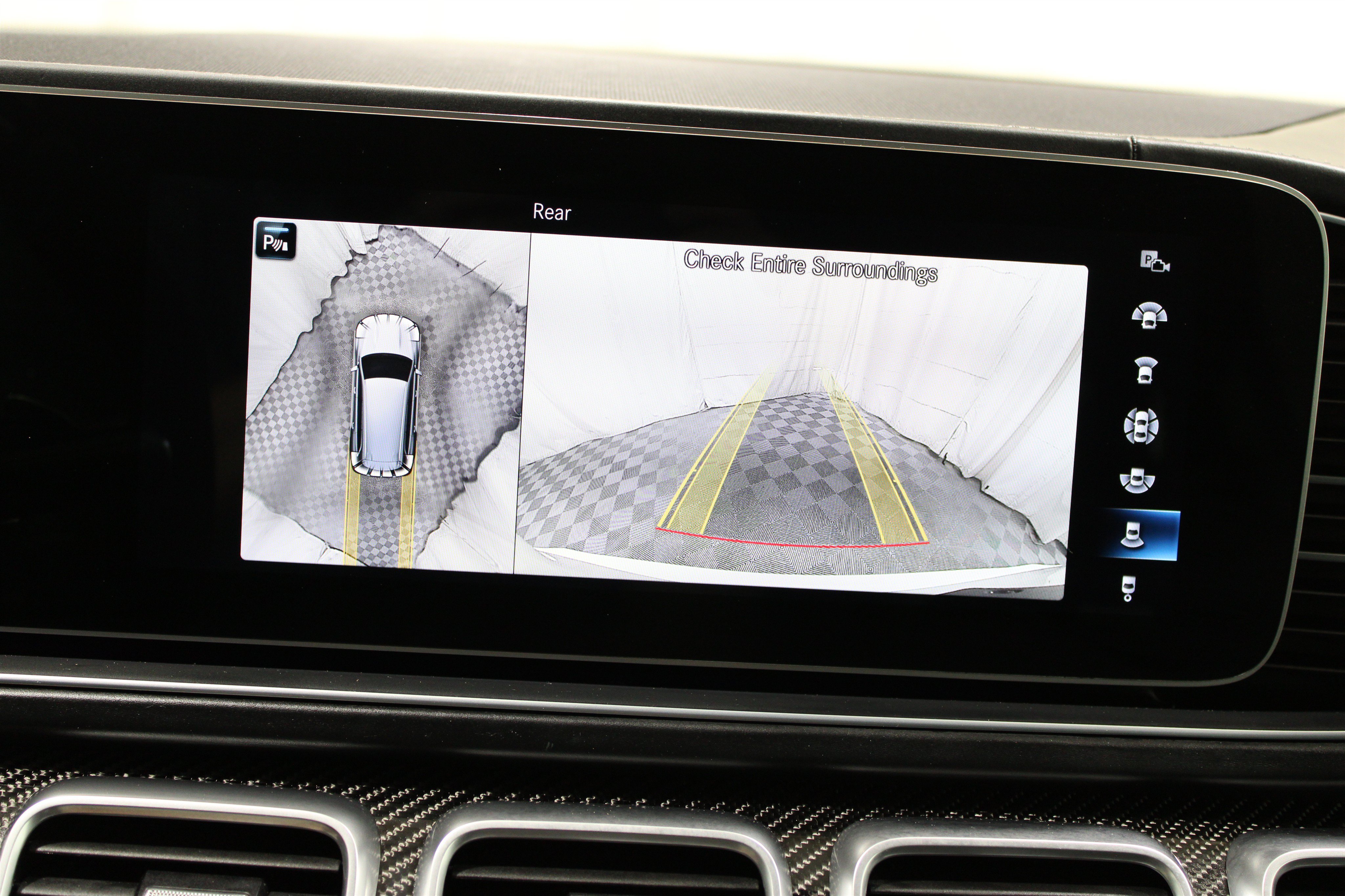 Used 2023 Mercedes-Benz GLS 63 AMG 4MATIC w/ Warmth & Comfort Package image 24