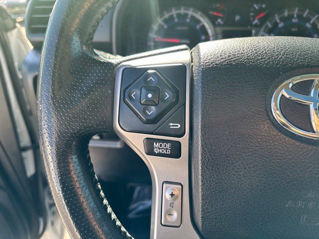 Used 2017 Toyota 4Runner Limited AWD/4WD image 20