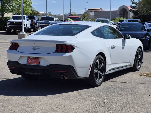 Used 2024 Ford Mustang Coupe RWD image 3