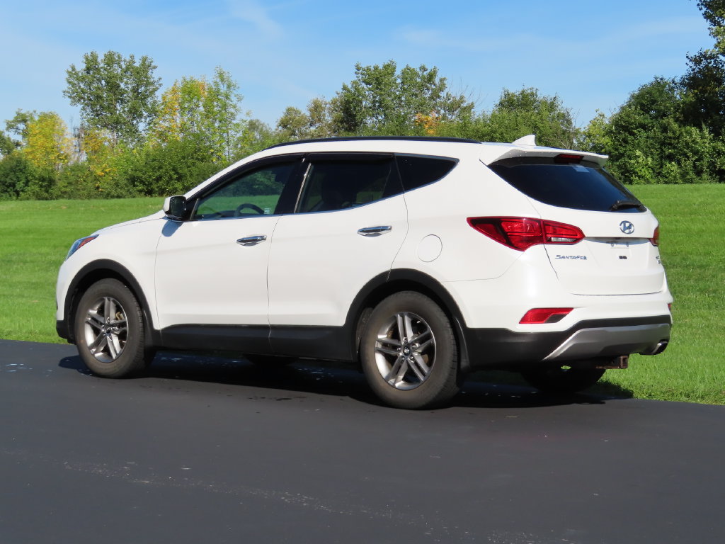 Used 2017 Hyundai Santa Fe Sport AWD/4WD image 6