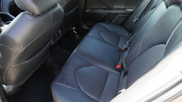 Used 2024 Toyota Camry XSE FWD image 12
