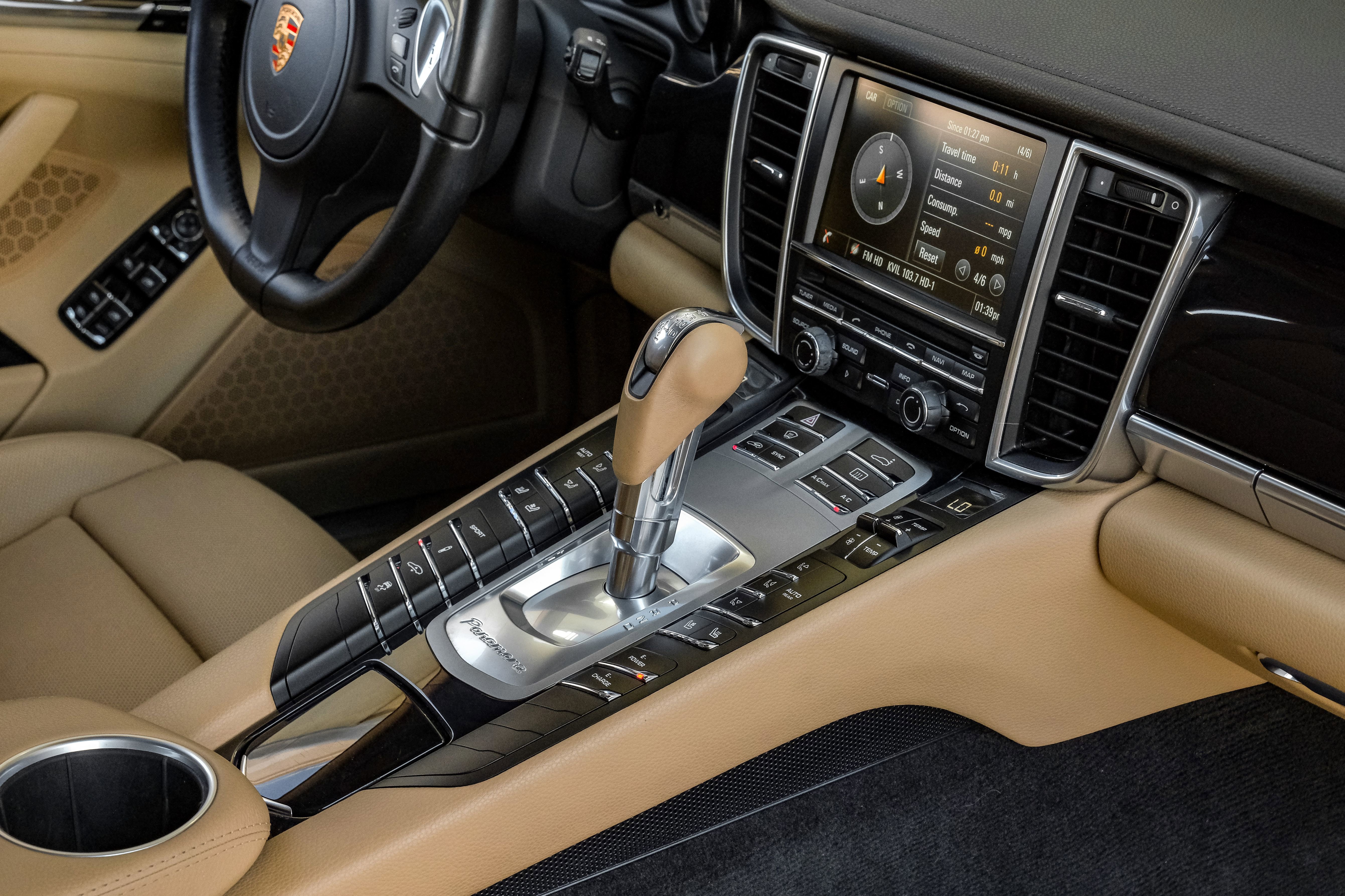 Used 2016 Porsche Panamera S w/ Premium Package Plus image 23