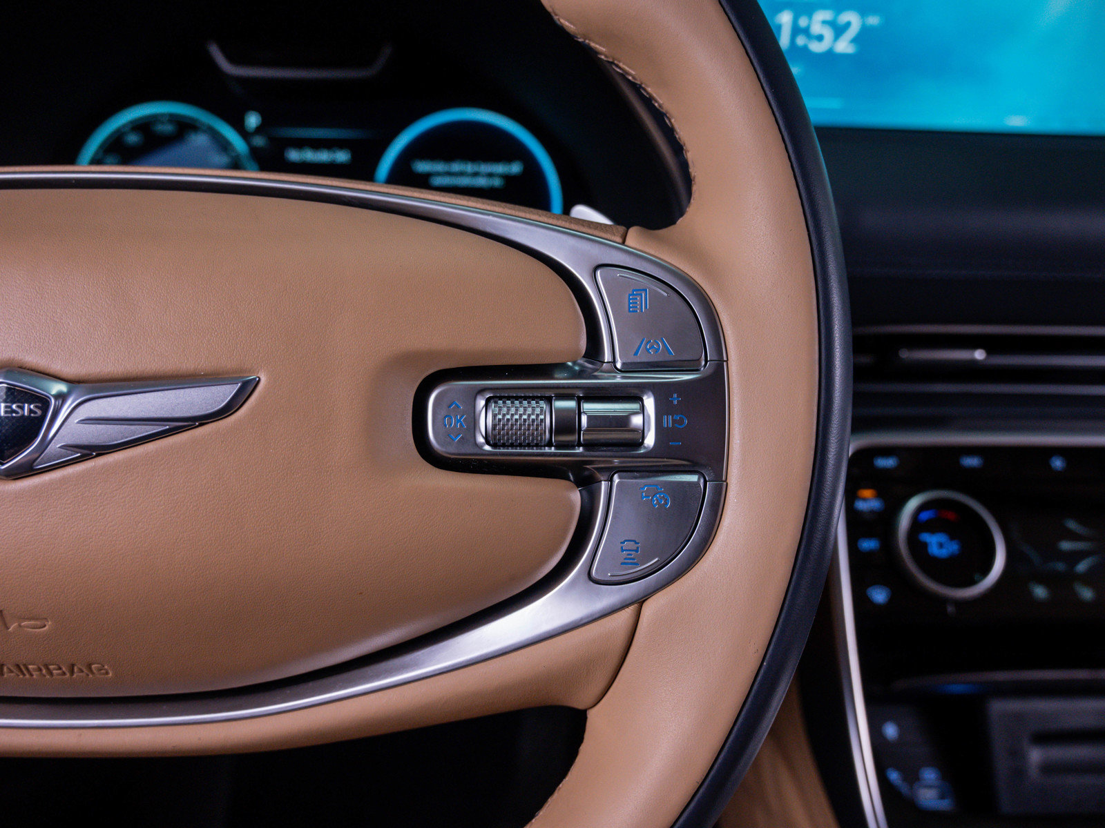 Used 2024 Genesis GV80 3.5T w/ Prestige Matte Package image 23