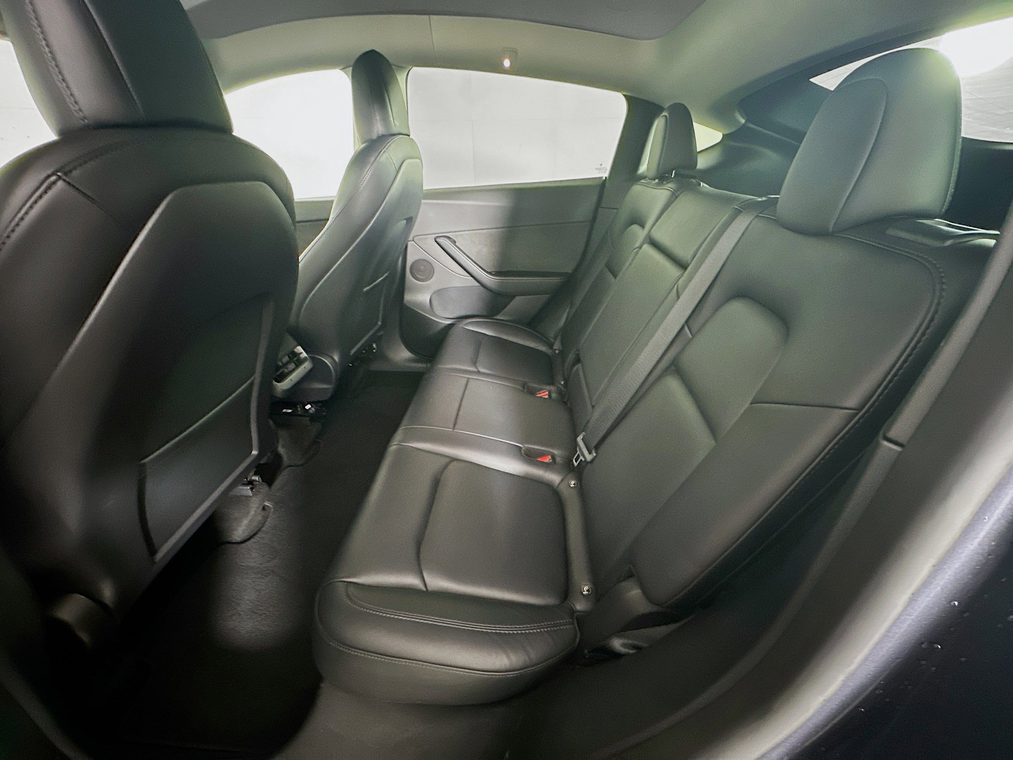 Used 2022 Tesla Model Y Performance image 27