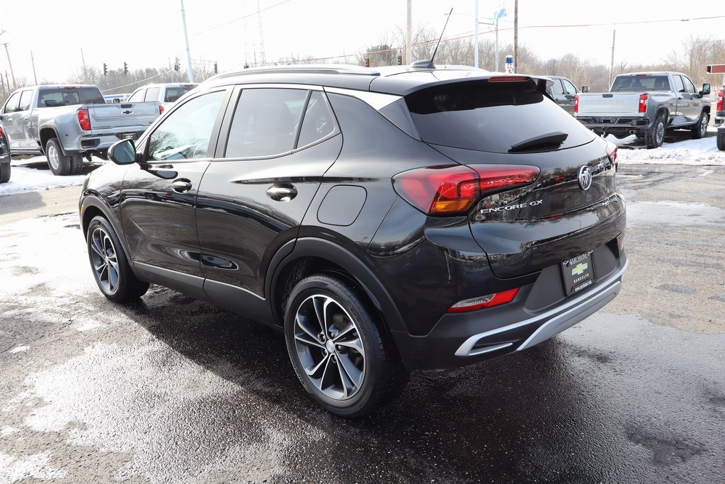 Used 2021 Buick Encore GX Select image 3