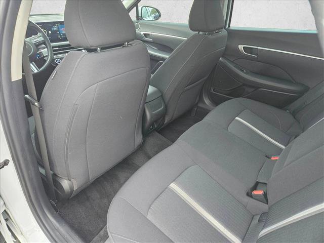Used 2024 Hyundai Sonata SEL w/ Convenience Package image 12