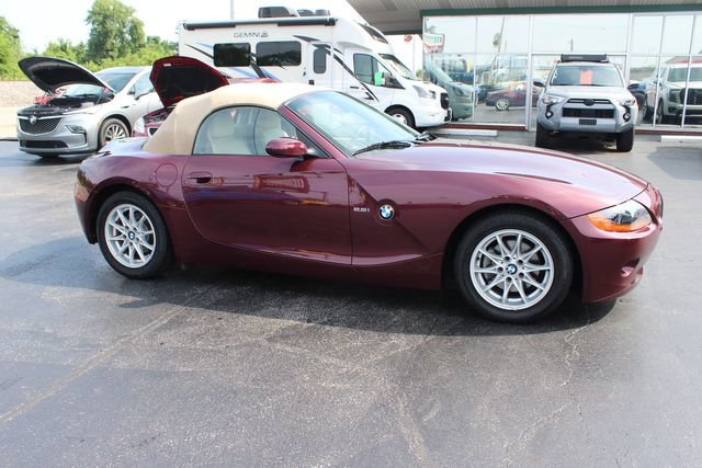 Used 2004 BMW Z4 2.5i RWD image 12