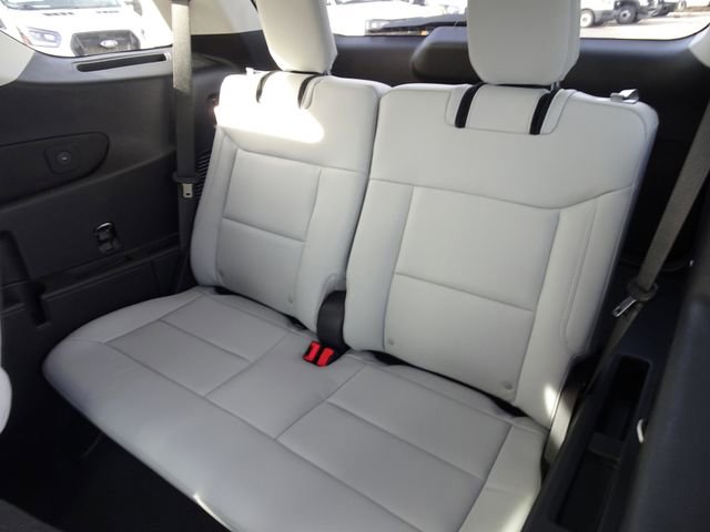 New 2026 Ford Explorer Platinum w/ LUX Leather Package image 16