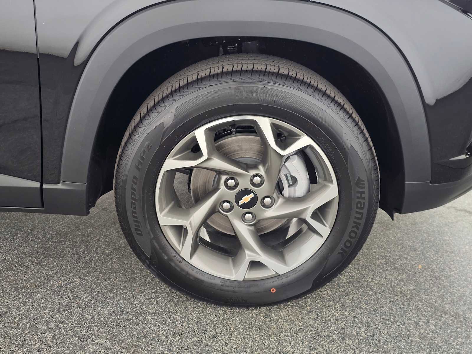 New 2026 Chevrolet Trax LT w/ Driver Confidence Package FWD image 9