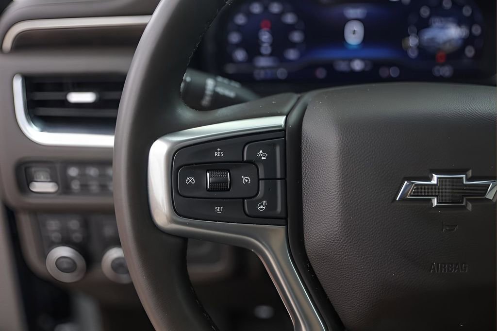 Used 2023 Chevrolet Tahoe Z71 w/ Luxury Package image 14
