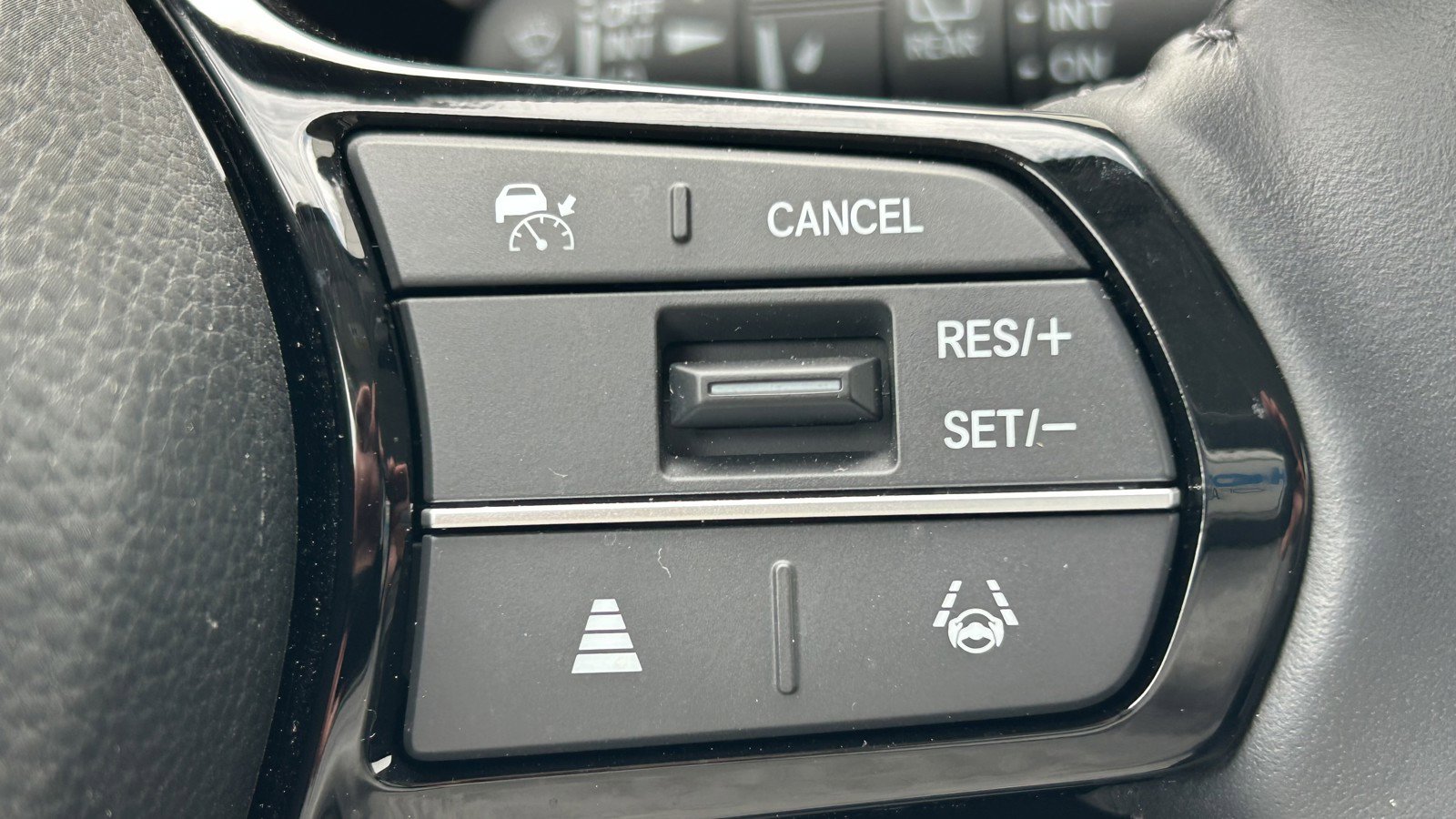 Used 2025 Honda CR-V EX-L image 22