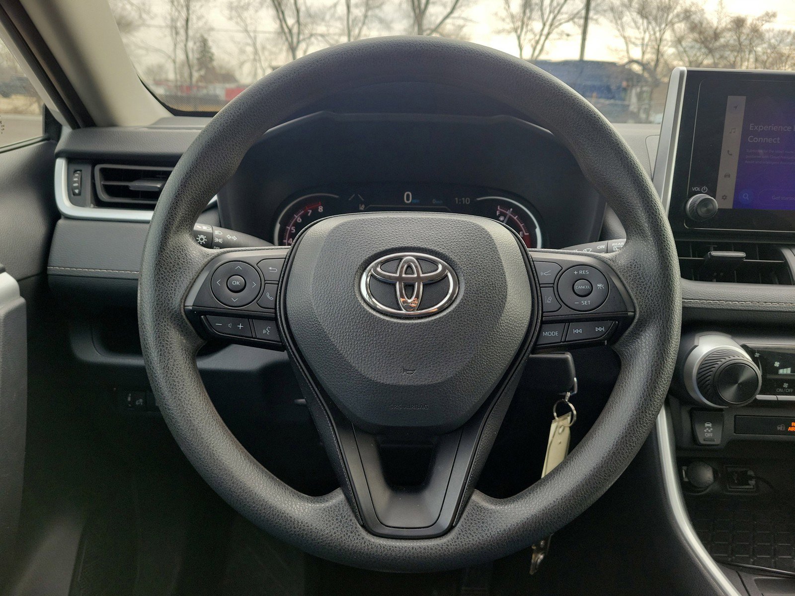 Used 2024 Toyota RAV4 LE FWD image 21