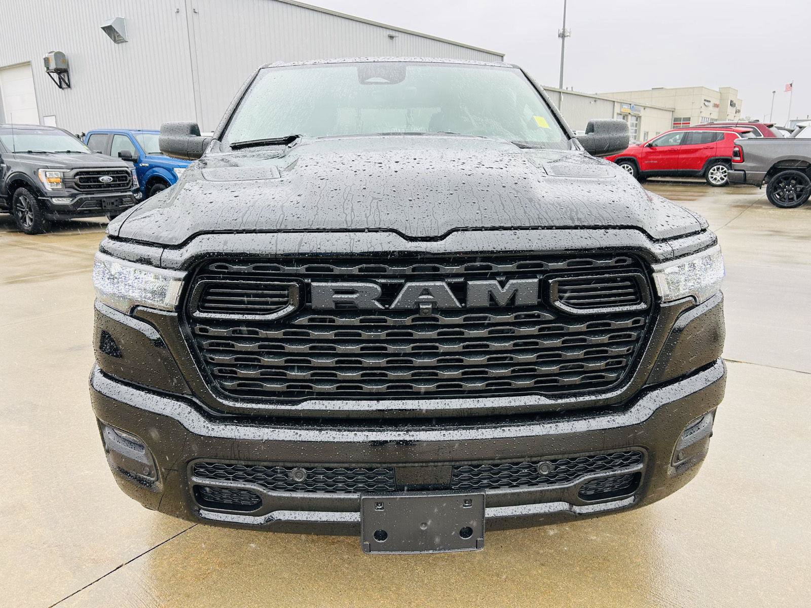 New 2027 RAM 1500 Express AWD/4WD image 32