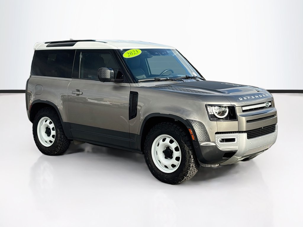 Used 2023 Land Rover Defender 90 S AWD/4WD image 3