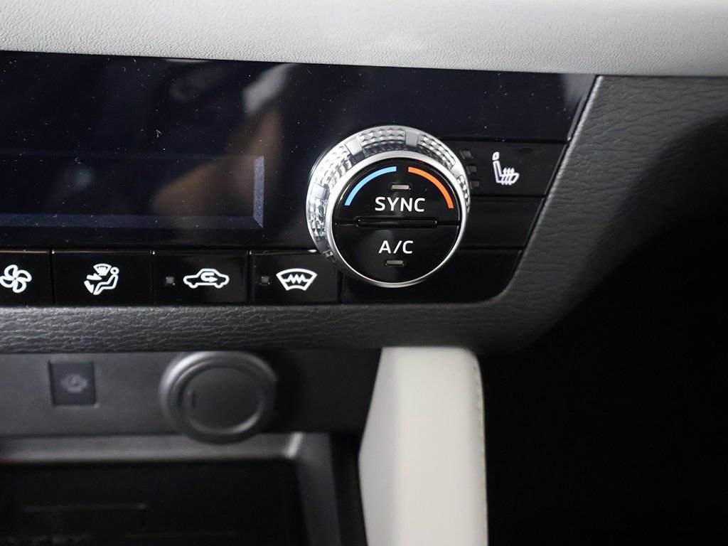 New 2025 Mitsubishi Outlander SE AWD/4WD image 51