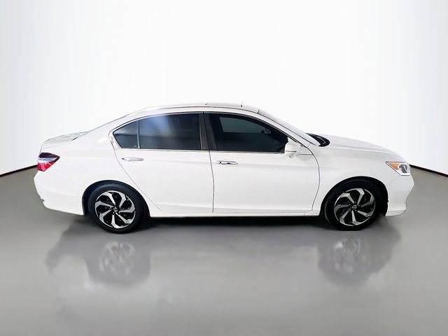 Used 2016 Honda Accord EX-L image 9