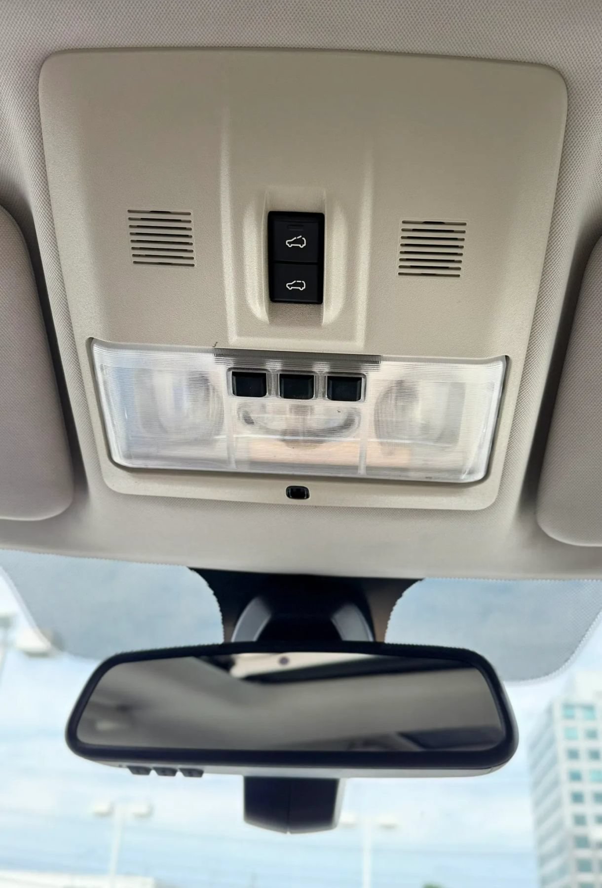 Used 2012 Land Rover LR4 HSE LUX AWD/4WD image 24