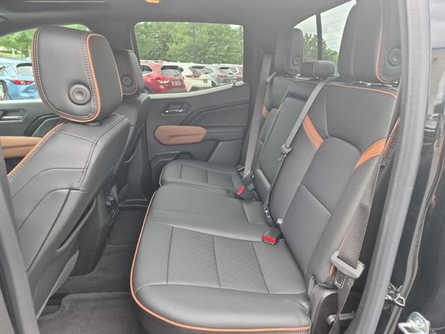 Used 2026 GMC Canyon AT4 w/ Technology Plus Package AWD/4WD image 28