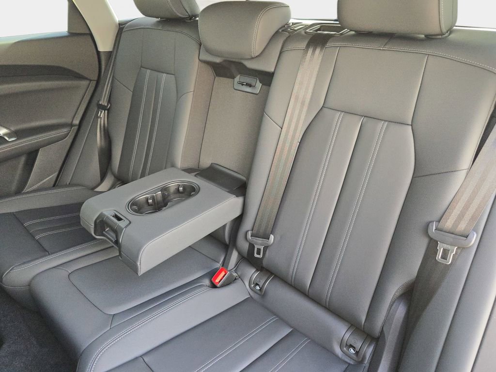 New 2026 Audi Q5 Premium Plus image 14