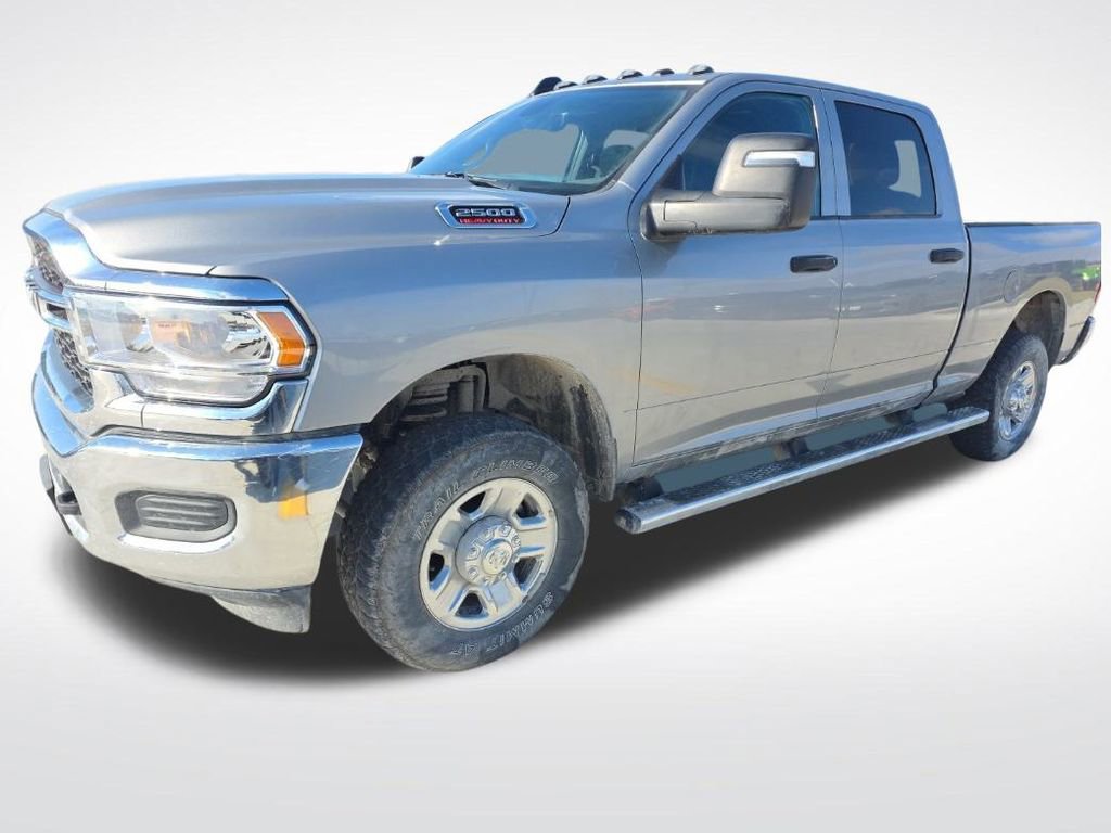 Used 2024 RAM 2500 Tradesman w/ Chrome Appearance Group image 31