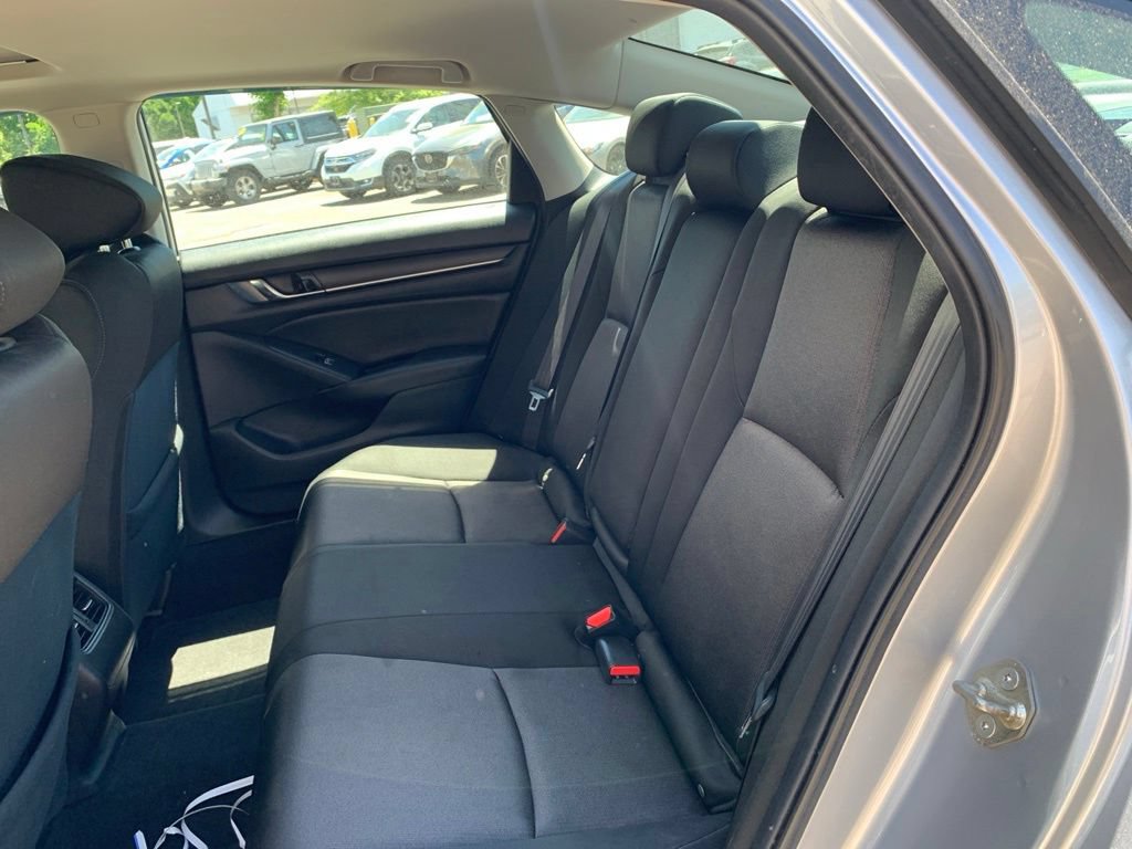 Used 2019 Honda Accord EX image 23