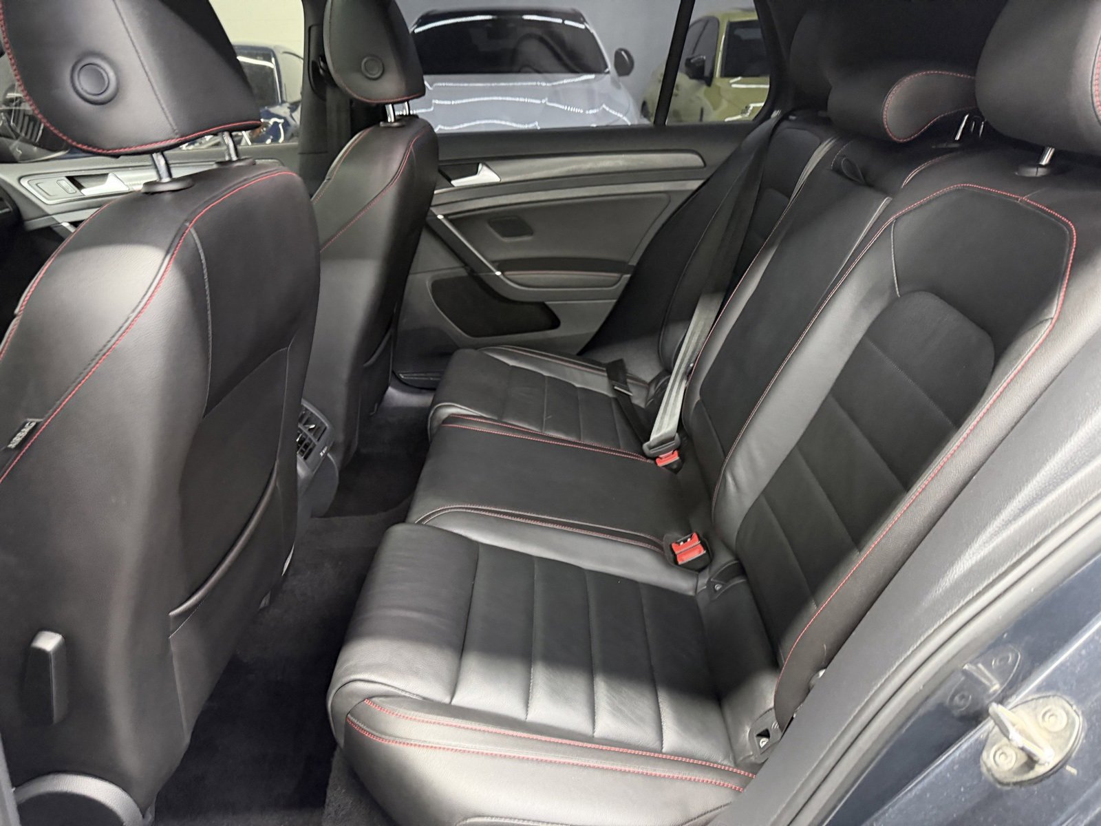 Used 2019 Volkswagen GTI SE w/ SE Experience Package image 22