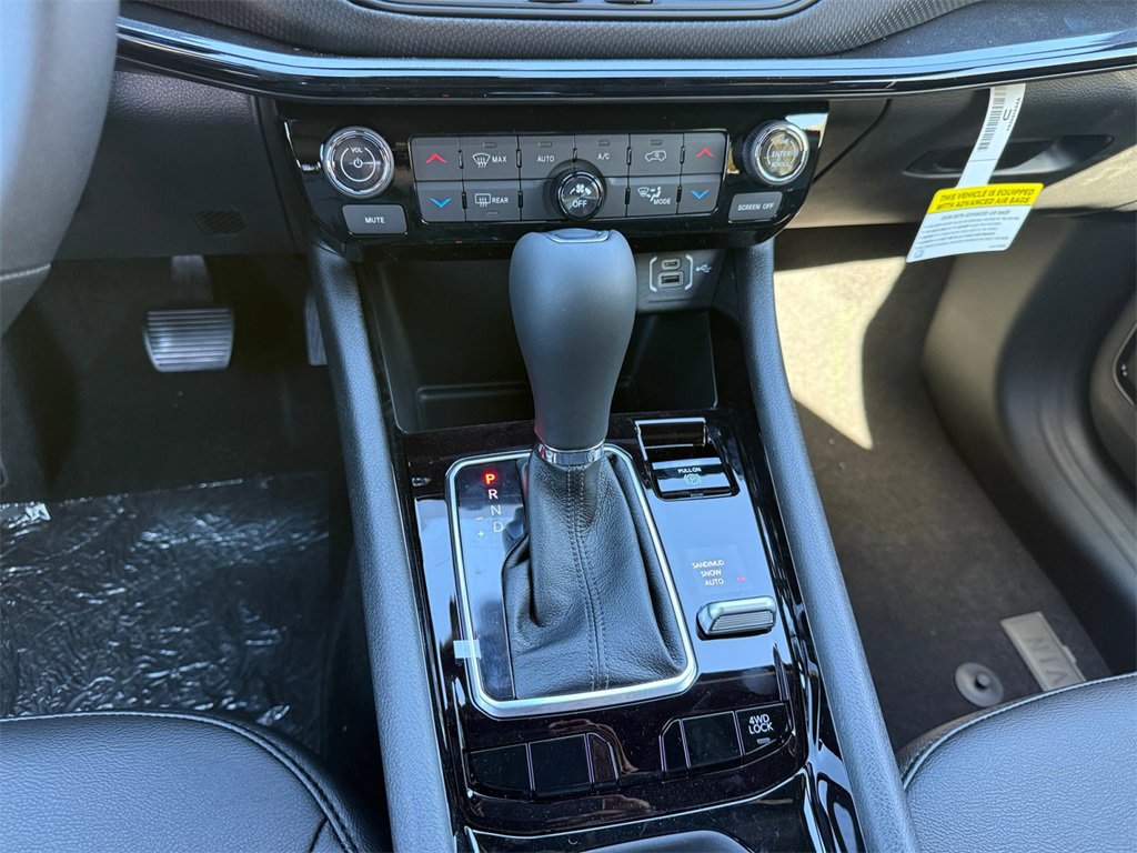 New 2026 Jeep Compass Limited image 13