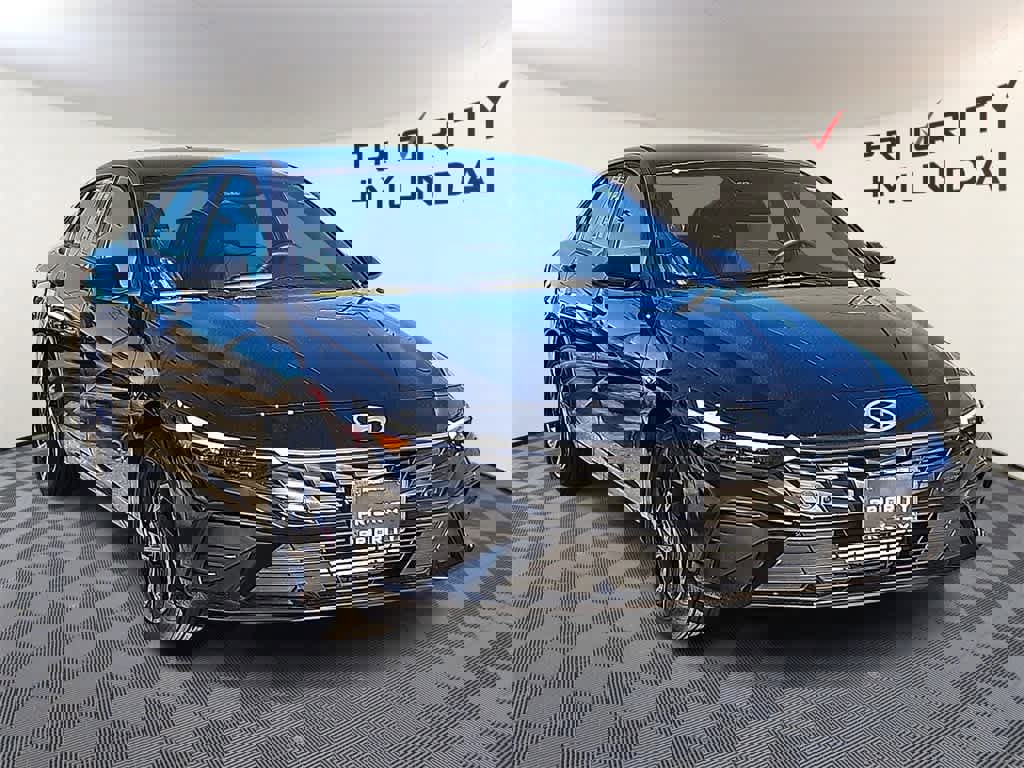 New 2026 Hyundai Elantra Sport image 3