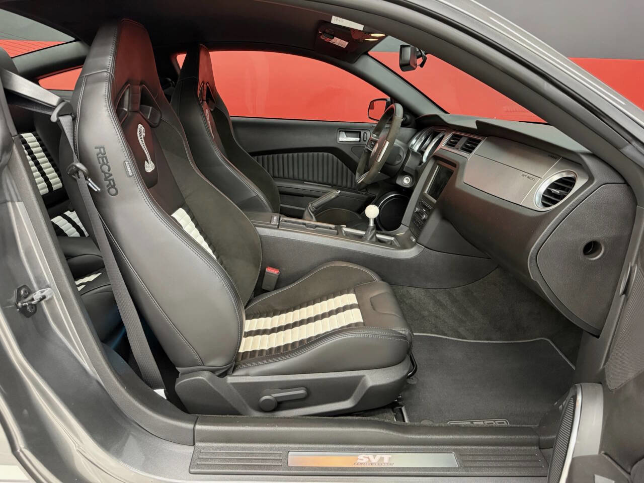 Used 2013 Ford Mustang Shelby GT500 RWD image 36