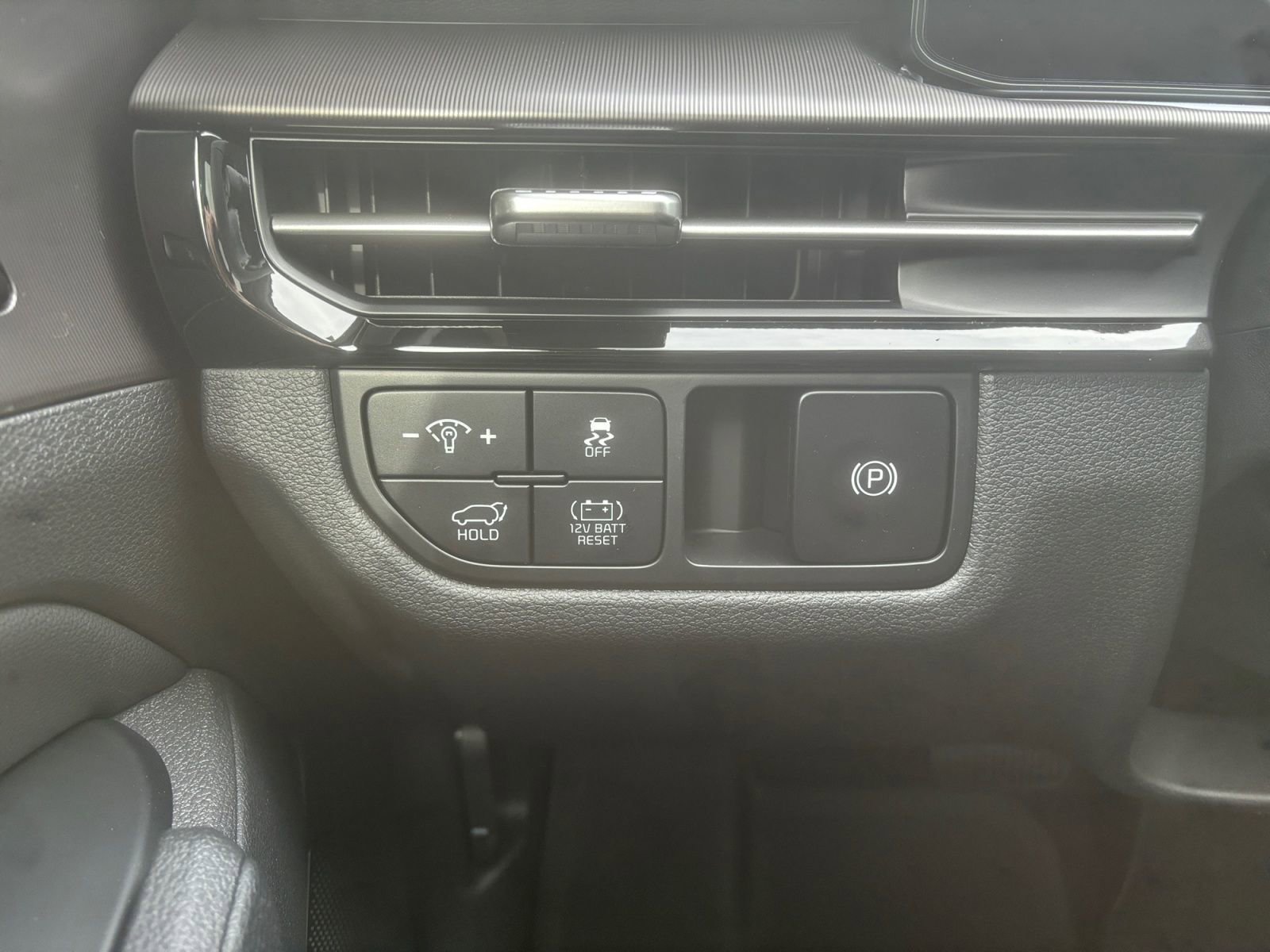 New 2026 Kia Sportage SX Prestige AWD/4WD image 21