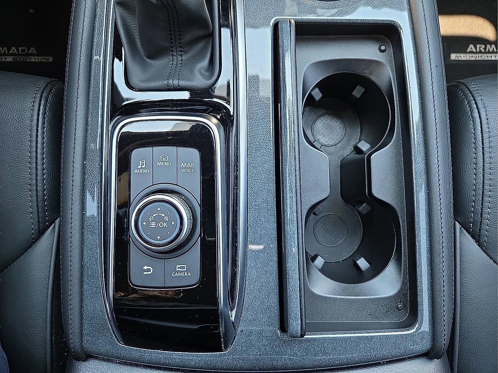 Used 2024 Nissan Armada SL w/ Midnight Edition Package RWD image 18