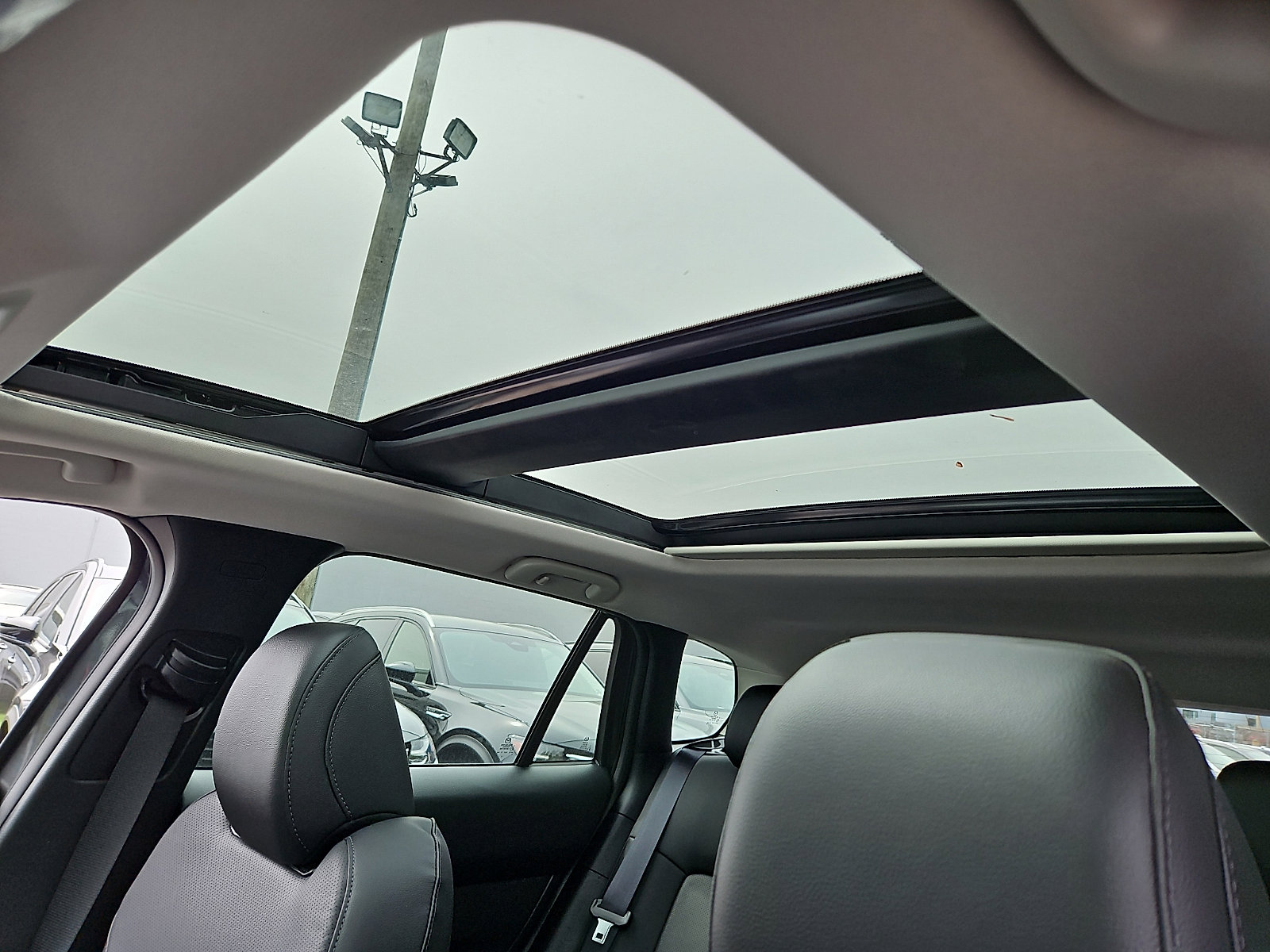 New 2026 MAZDA CX-50 AWD 2.5 Hybrid w/ Premium Pkg image 12