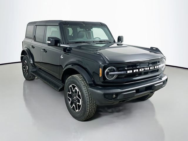 New 2025 Ford Bronco Outer Banks
