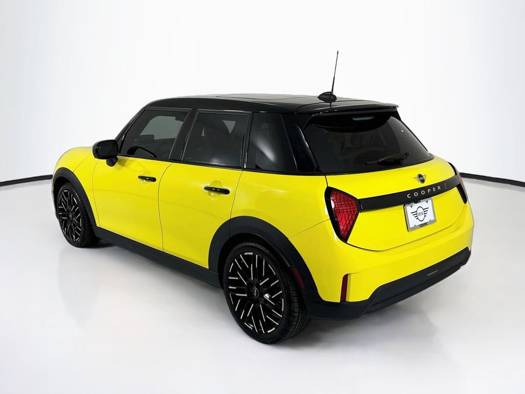Used 2025 MINI Cooper S FWD image 7