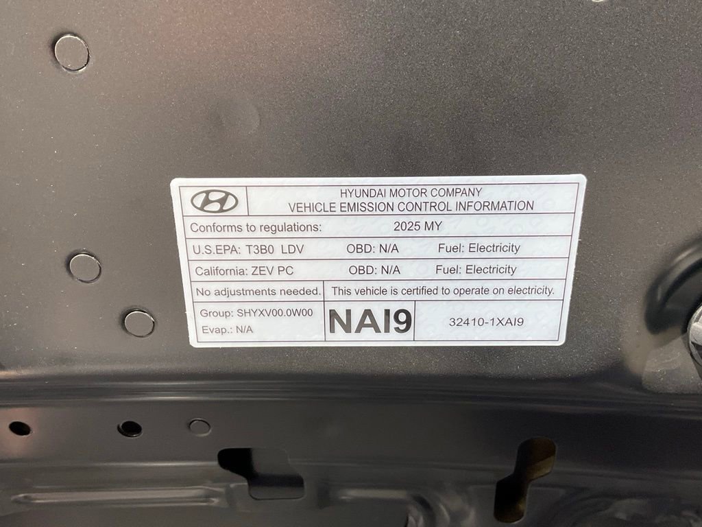 Used 2025 Hyundai Ioniq 5 SEL image 14