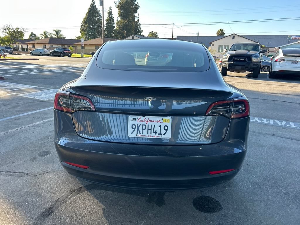 Used 2023 Tesla Model 3 Standard Range RWD image 5