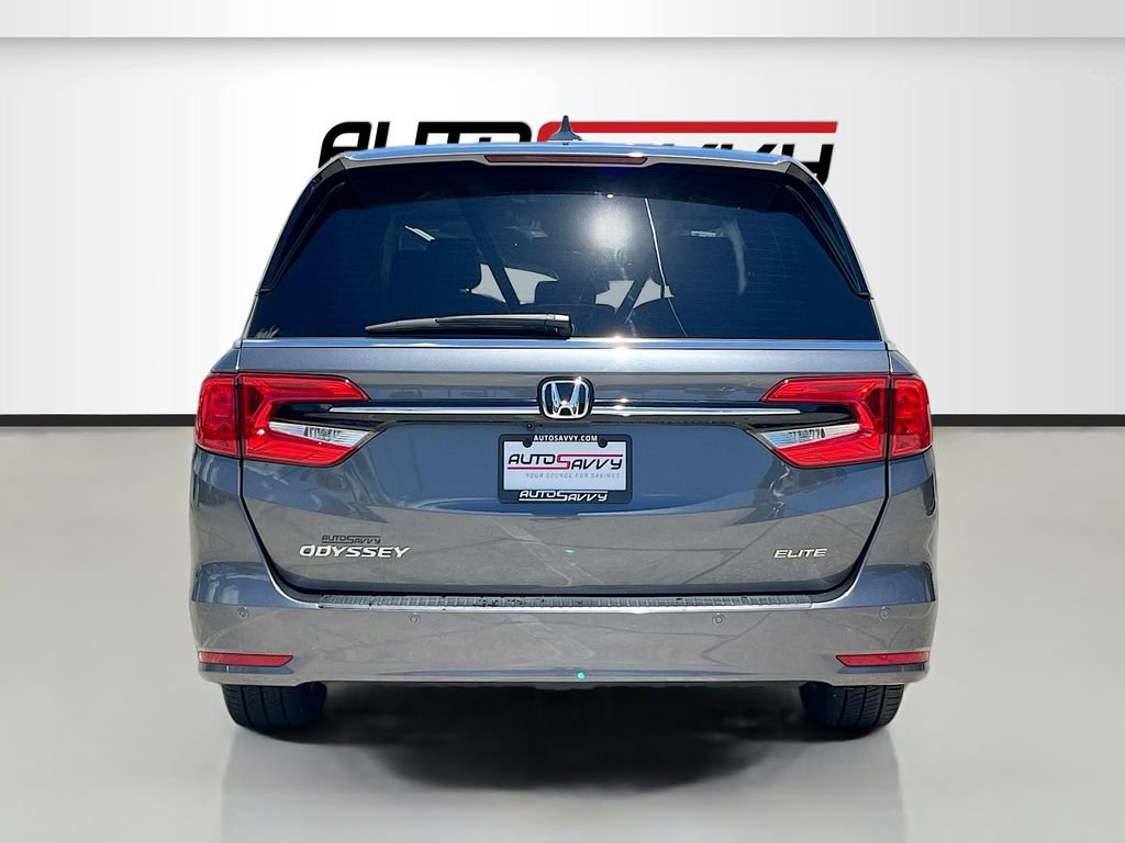 Used 2023 Honda Odyssey Elite image 6