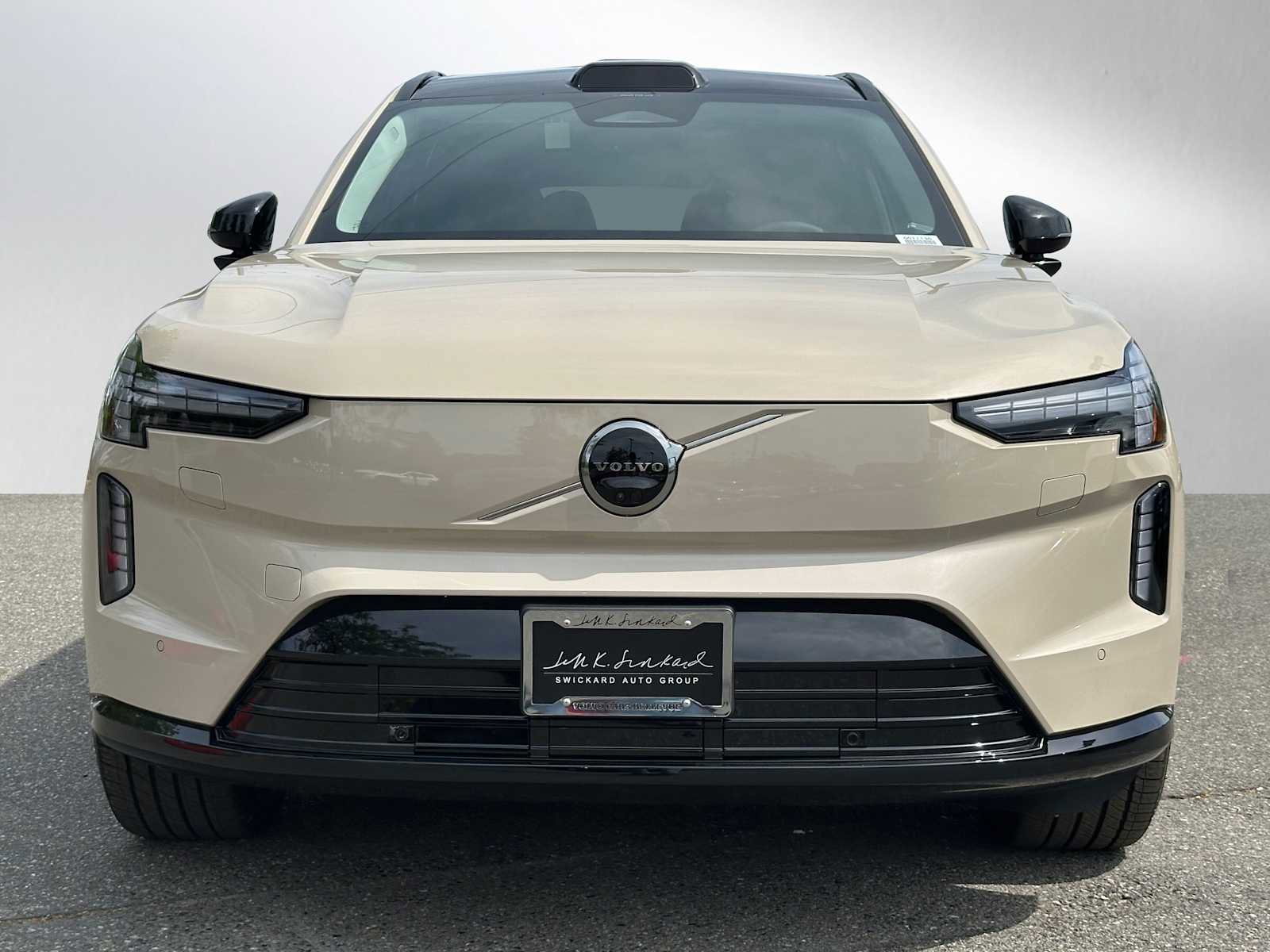 New 2025 Volvo EX90 Ultra image 8