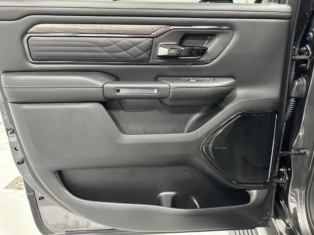 Used 2026 RAM 1500 Limited AWD/4WD image 44