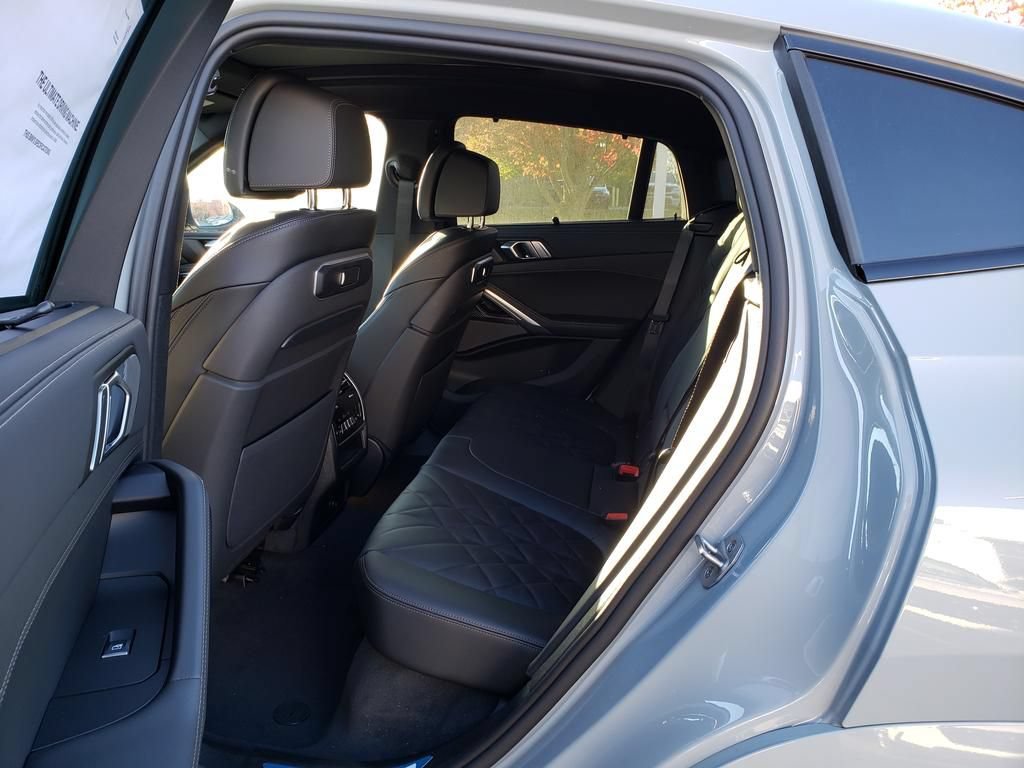 New 2026 BMW X6 M60i AWD/4WD image 7