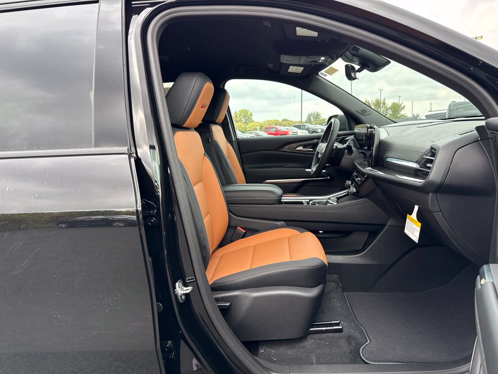 New 2027 Chevrolet Traverse Z71 w/ Enhanced Driving Package AWD/4WD image 11
