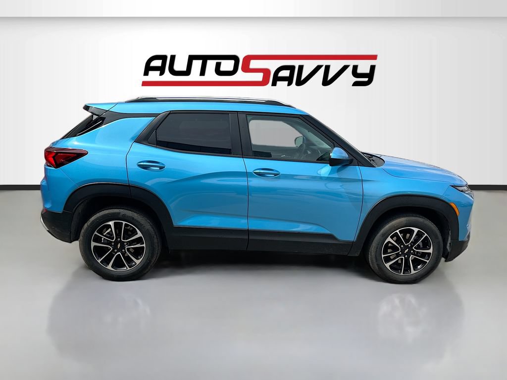 Used 2025 Chevrolet TrailBlazer LT AWD/4WD image 8
