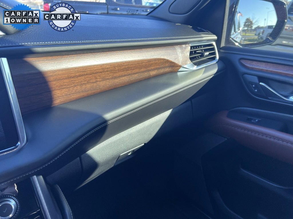 Used 2023 GMC Yukon XL Denali Ultimate image 22
