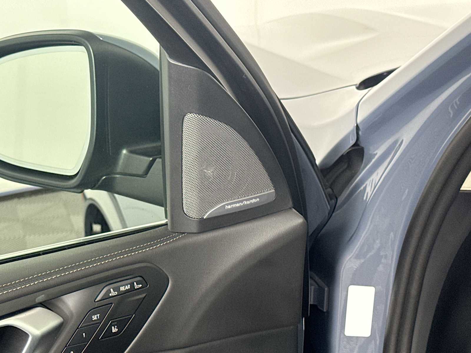 Used 2025 BMW X7 xDrive40i image 37