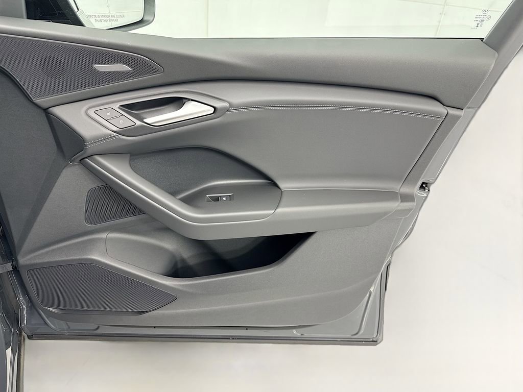 New 2027 Audi Q6 e-tron Premium Plus AWD/4WD image 24