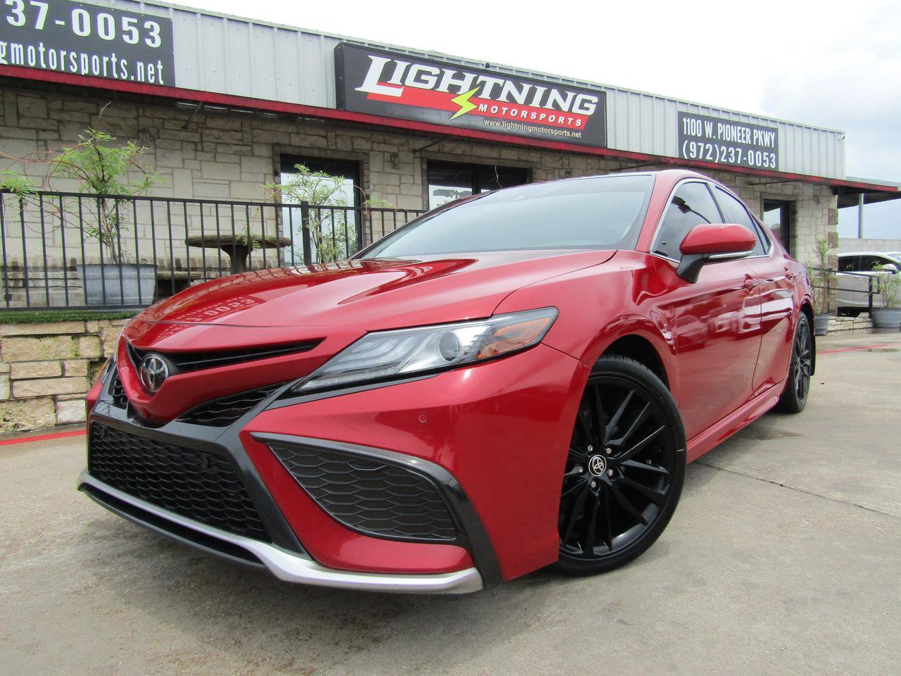 Used 2022 Toyota Camry XSE w/ Navigation Package