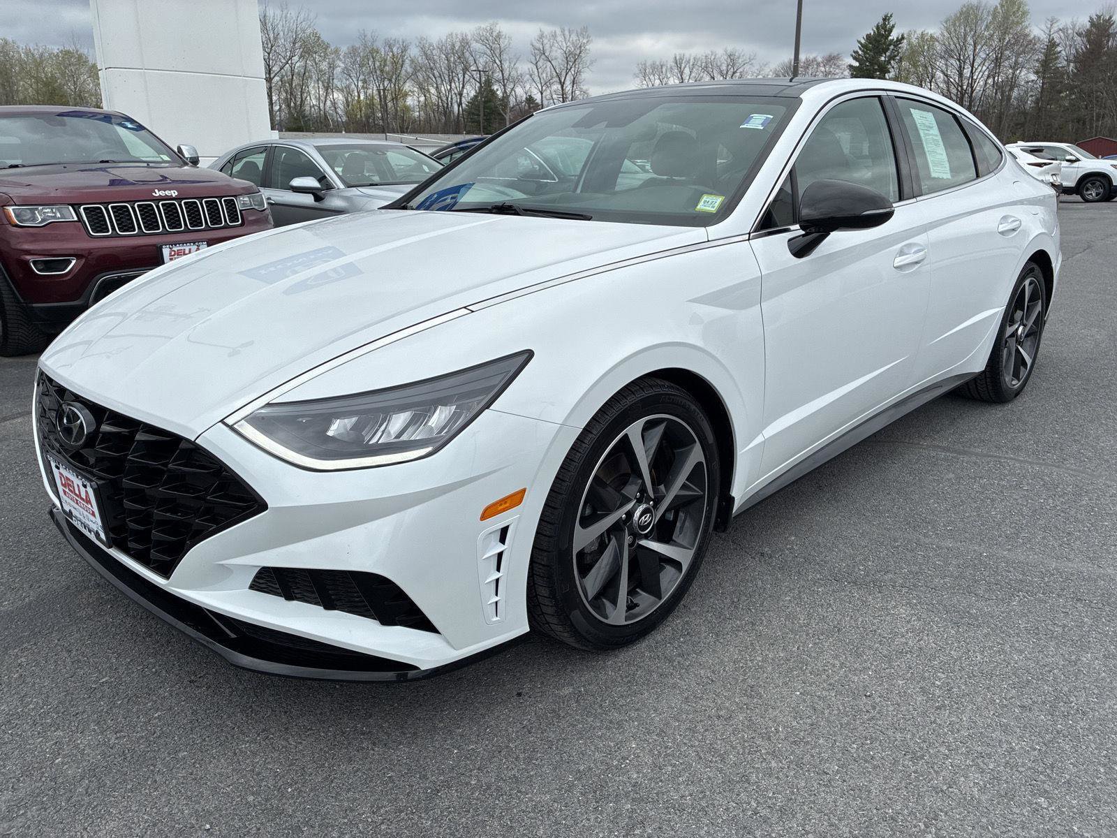 Used 2022 Hyundai Sonata SEL Plus FWD image 3
