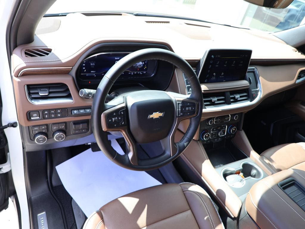 Certified 2024 Chevrolet Tahoe High Country AWD/4WD image 25